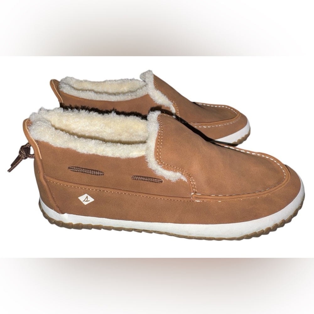 Sperry Brown Slip-On Shoes with Fur Lining size 3
